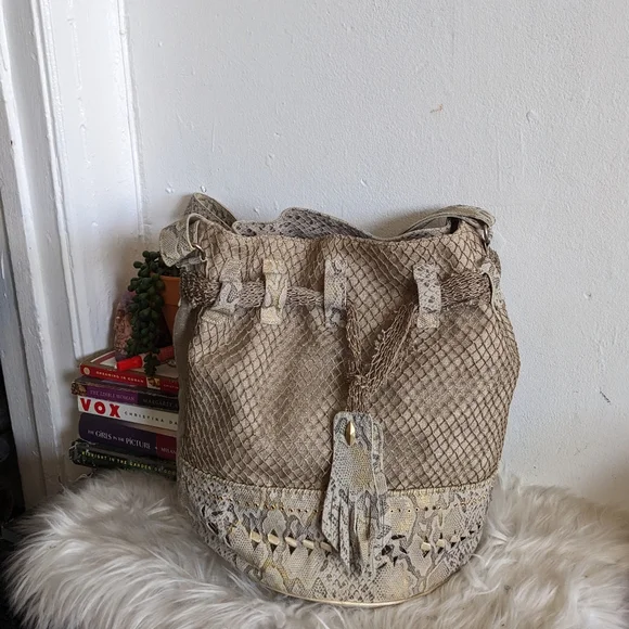 El Vaquero Beige Python Hobo Bucket Bag Purse Snakeskin Fishnet Linen - Picture 2 of 15